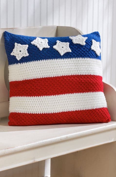 Free Crochet Pillow Pattern for Patriotic Vibes